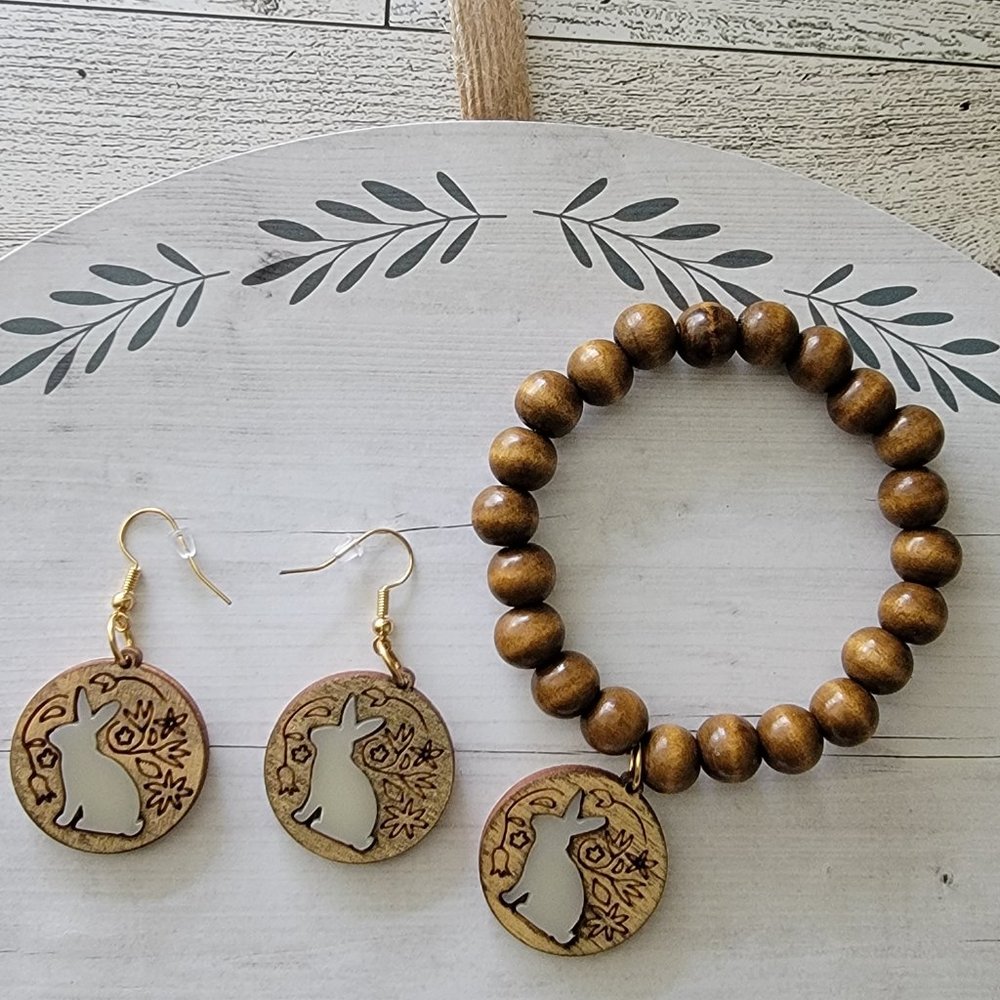 Handmade |Brown Wood Bead Bunny Woodland Animal Pendant Bracelet and Earring Set